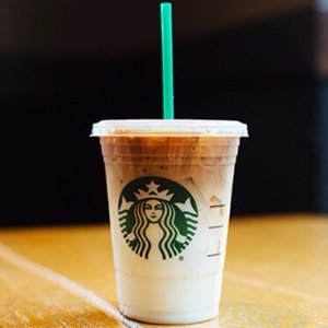 买一送一,夏日午后特惠福利starbucks任意中杯冰咖啡(grande iced