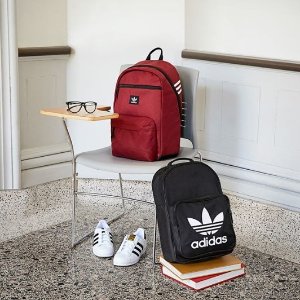 Adidas、 Champion 等品牌春季新款行李箱包、背包热卖