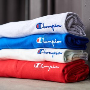 Champion 时尚专区 收多款logo t恤、运动衣
