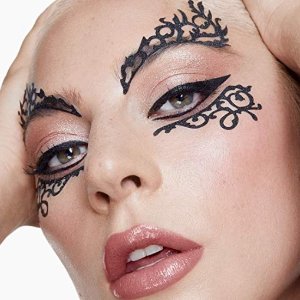 Lady Gaga 个人美妆品牌 HAUS Laboratories火热开售