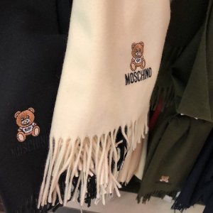 Moschino 麦昆等品牌 $40收泰迪熊围巾 $30收真丝印花围巾