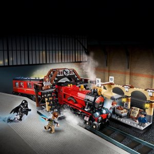 黑五闪促：LEGO 哈利波特 · 霍格沃茨特快列车