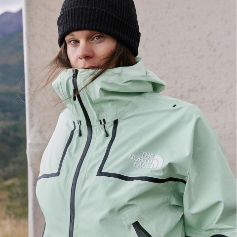 The North Face 时尚热卖白色经典冲锋衣$174 摇粒绒上衣$87 7.5折+包税