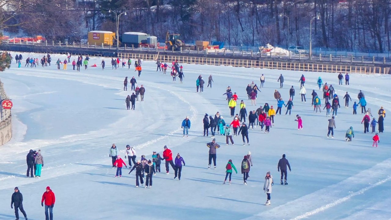 安省冬季活动好去处 - 世界最大全天然的冰上滑冰场里多运河将于下个月向公众开放！