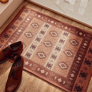 棕色菱格地毯