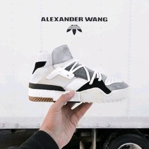 Alexander Wang X adidas originals 潮衣潮鞋折扣入手