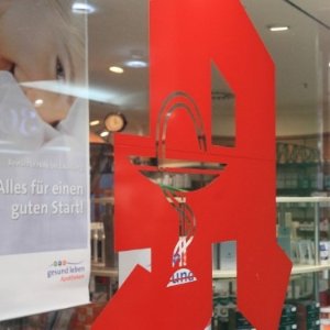 德国药店：Apotheken