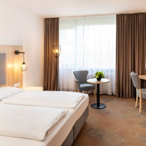 法兰克福 Plaza Hotel & Living Frankfurt  双人房 特价中