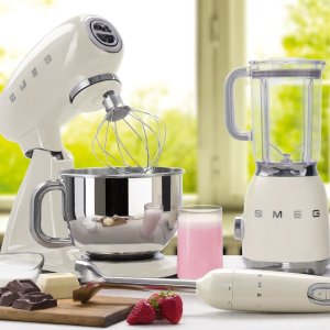 Prime Day 狂欢价：SMEG 意大利高端厨具 收网红吐司机、厨师机、咖啡机