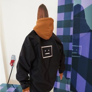 Acne Studio 大促区持续发力 收T恤、毛衣、大衣等好物