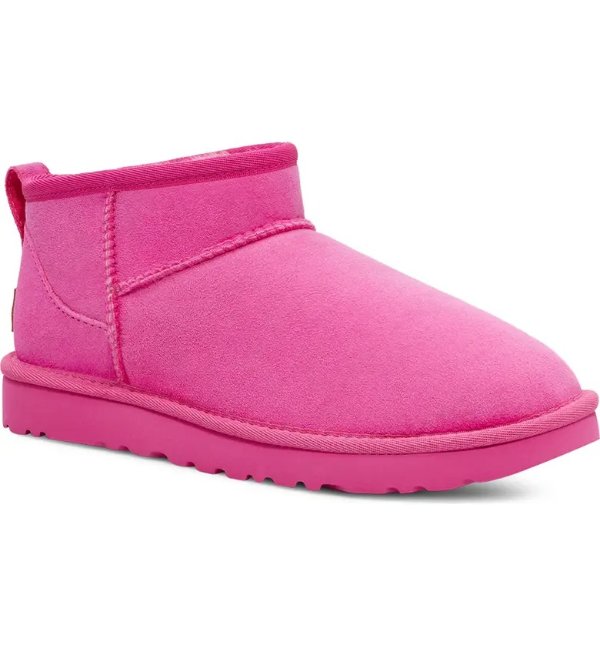 粉色mini雪地靴