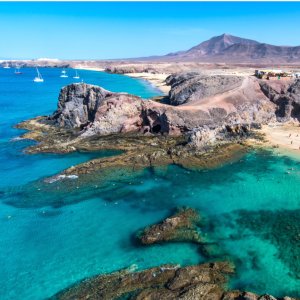 畅游一周西班牙火山海岛 包四星SPA酒店 早晚餐 往返机票!