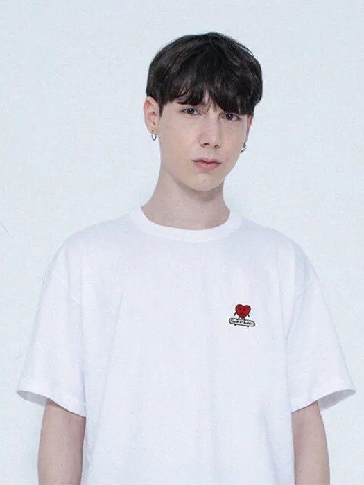 Heart Board Embroidery White T恤