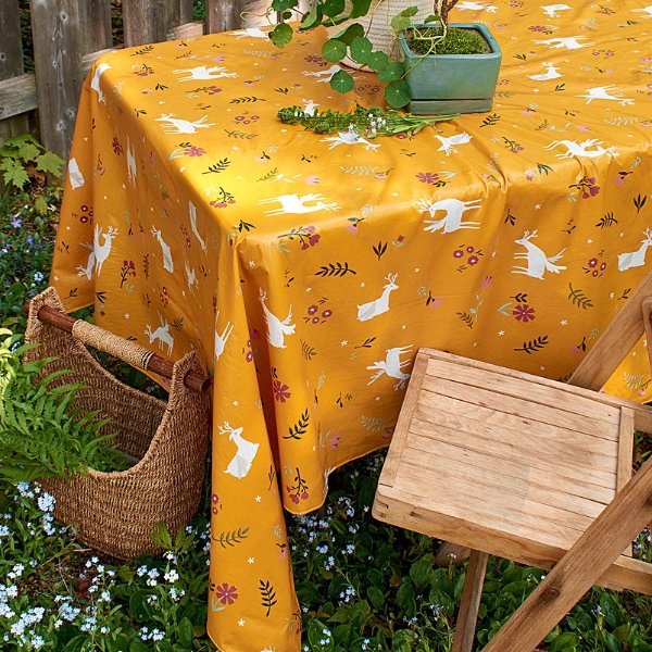 梦幻花园桌布