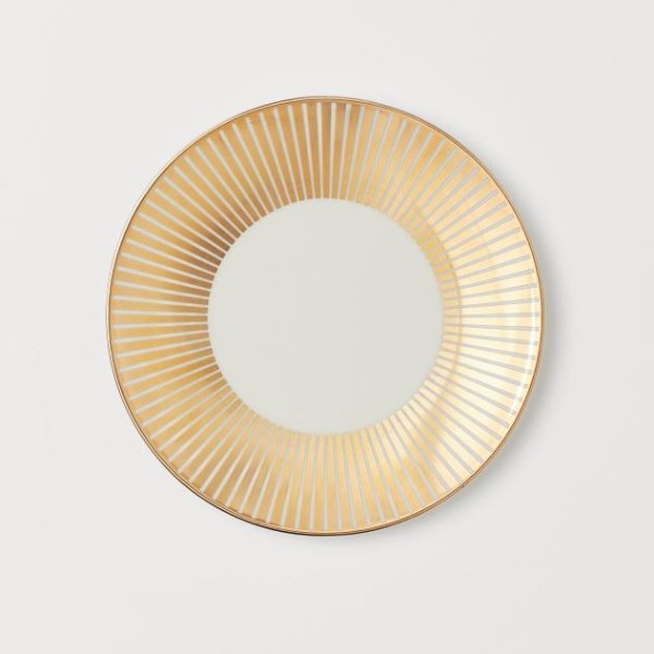 金色餐盘