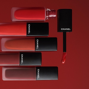 上新：Chanel 2020限量香氛、彩妆套装