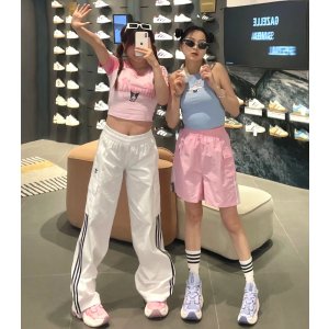 Adidas搭配粉色库洛米～Adicolor工装裤