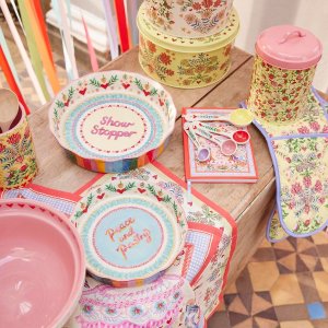 5折起！精美餐盘€7/个 超多平价好物Cath Kidston 家居区热促 餐具、床单、化妆包 复古英伦小碎花