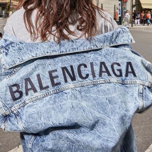 Balenciaga 年末大促 老爹鞋、袜子鞋、BB T恤