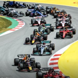 赛车迷狂喜：2023欧洲 F1大奖赛开启 现场体验速度与激情