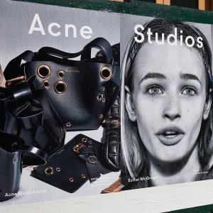 Acne Studios 宝藏区惊喜大促，经典款紧身牛仔裤€54起
