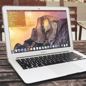 Apple MacBook Air 2017版 13.3英寸 8GB RAM 128GB 银色