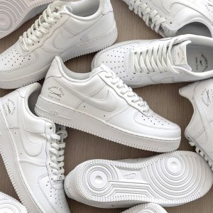 Nike Air Force 1 星星气孔今晚发售！雾霾蓝、玫瑰车厘子等