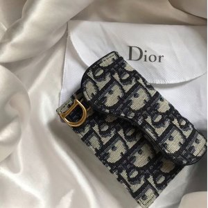 Dior这个size自制小包也很可~~Dior Oblique钱包