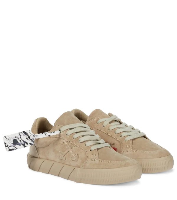 Low Vulcanized suede sneakers