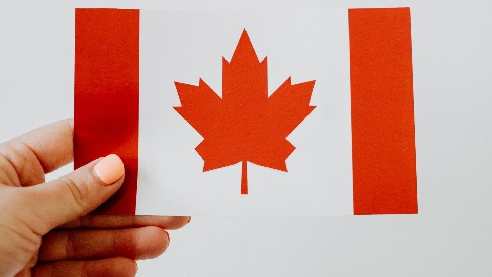 加拿大公民证书（Canadian citizenship certificate）攻略 | 归化或境外出生的加拿大公民如何申请，流程和准备材料清单看这里>>>