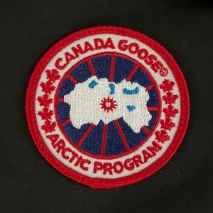 Canada Goose加拿大鹅 - 黑五折扣预测 - 2022法国必买推荐