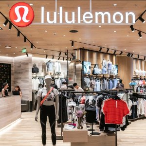 Lululemon 全新会员计划 | 付费&免费哪种香 | 送锻炼课程