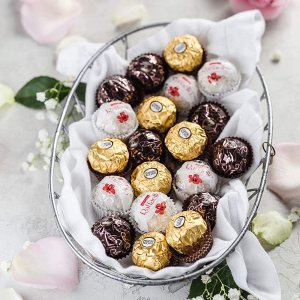 Ferrero Collection 费列罗 巧克力15粒礼盒装 涵盖3种口味