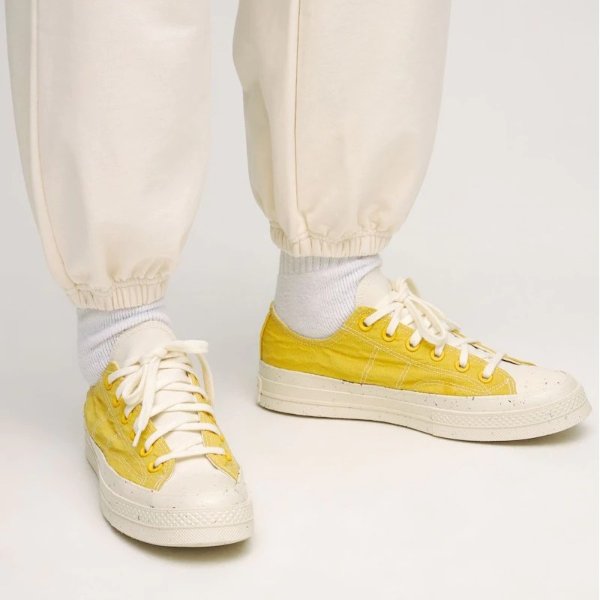 Chuck 70 淡黄色运动鞋