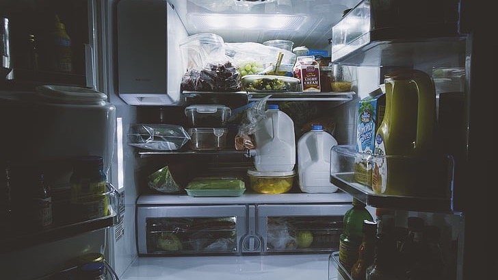 日系冰箱收纳法：9个技巧让你家冰箱变大变整洁！延长食物保鲜期！