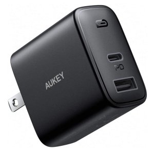Aukey Swift 32W USB-C 双口快充充电器