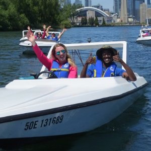 多伦多 迷你摩托艇租赁指南-双人90分钟-体验水上极致享受