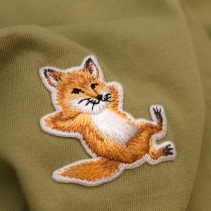 Maison Kitsuné 小狐狸精选热促 logo毛衣€117 单肩包€46
