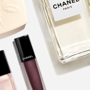 Chanel彩妆香氛9折！收山茶花洁面、丝绒口红、新品眼影！
