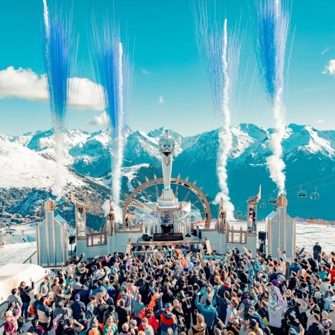 门票极限捡漏€92起2025 Tomorrowland❄️冬季场 3月15日-22日 滑雪+蹦迪两不误