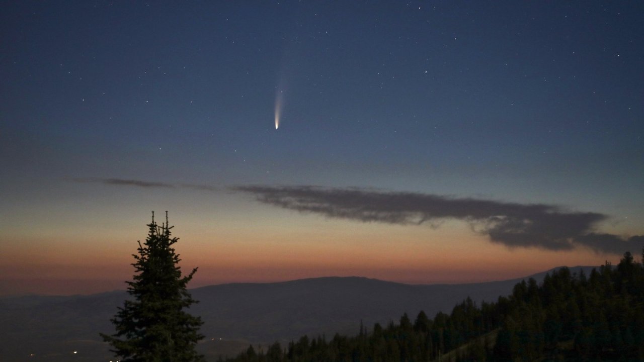 一生一次！肉眼观测“最亮彗星” NEOWISE 的机会来了，整个7月都能看到