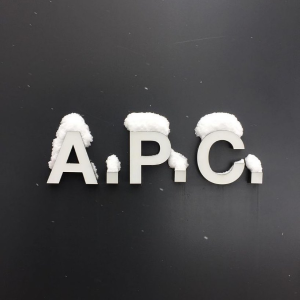 A.P.C. 包包服饰热促 入手法式极简休闲风