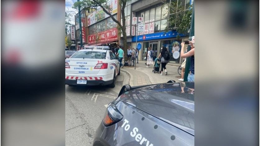突发！多伦多唐人街银行发生持刀劫持事件，雇员被刺多刀伤势严重！