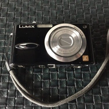 Panasonic LUMIX DMC – FX 8相机