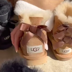 UGG Classic Mini 这里有货还打折 懒人过冬鞋 断码捡