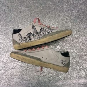 Golden Goose 运动鞋 赵露思同款$566(原$765)