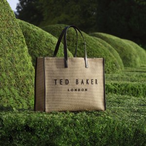 Ted Baker 英国时尚品牌申请破产 又一品牌走向破产