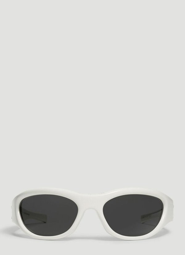 x Maison Margiela MM003 Sunglasses in White x Maison Margiela