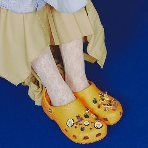 Crocs 经典洞洞鞋 黄色、红色款 | 增高2cm 日常同期百搭款