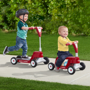 Radio Flyer 儿童骑行/滑板两用车，能让孩子玩很久的车车